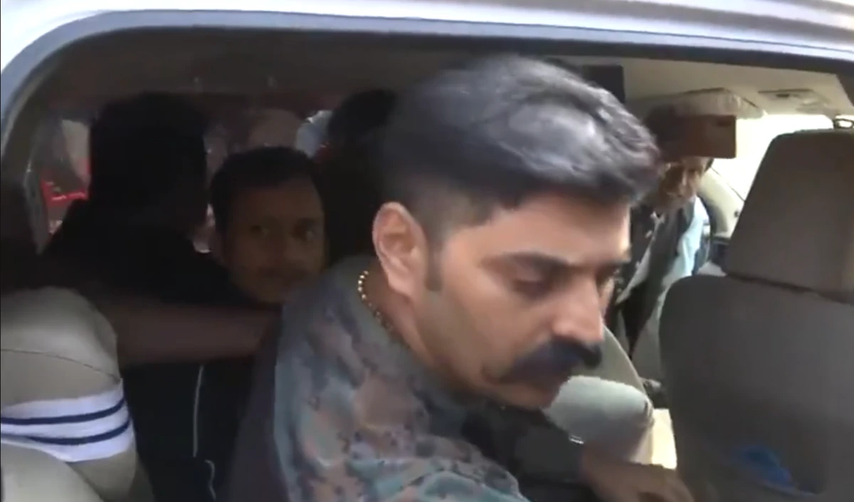 akash kanojia was released by mumbai police after questioning in saif ali khan case