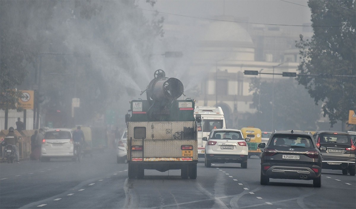 As pollution increases grape 3 restrictions come into effect in Delhi