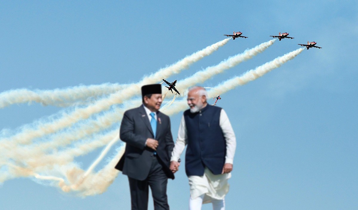 Rafale Apache Sukhoi 30 This was reaction of Presidentia Seeing Indian Weapons