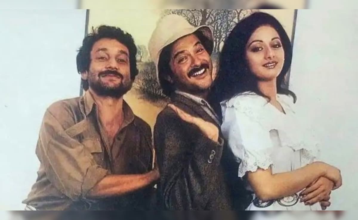 To padma bhushan awardee shekhar kapur, a congratulatory message from Anil Kapoor