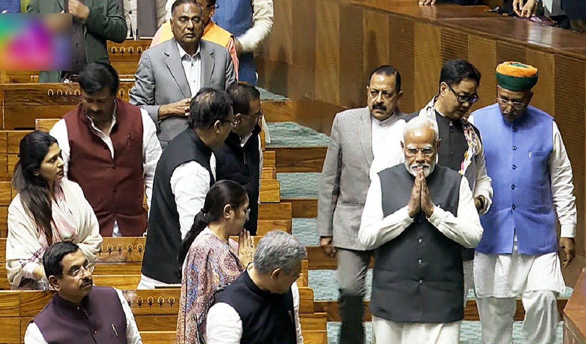 Parliament Diary: Rahul and Kejriwal, who were targeted by Modi, the question of opposition on Mahakumbh