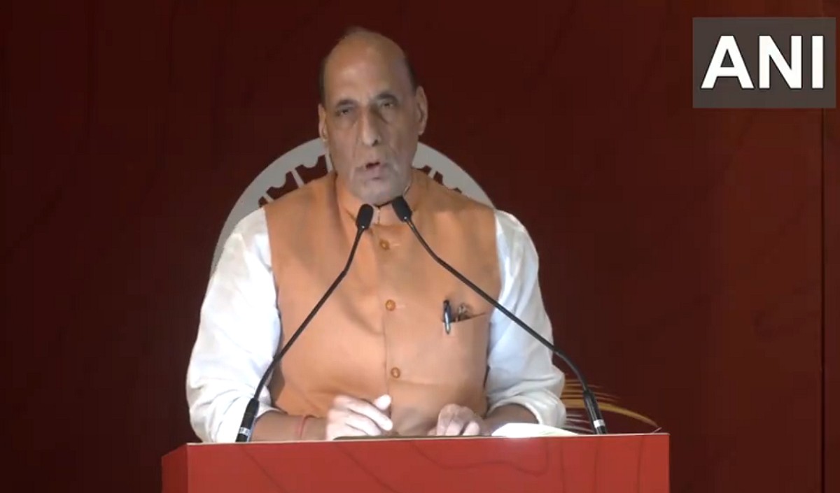 ‘Rahul Gandhi needs to introspect’, Rajnath Singh’s advice on Congress leader’s claim