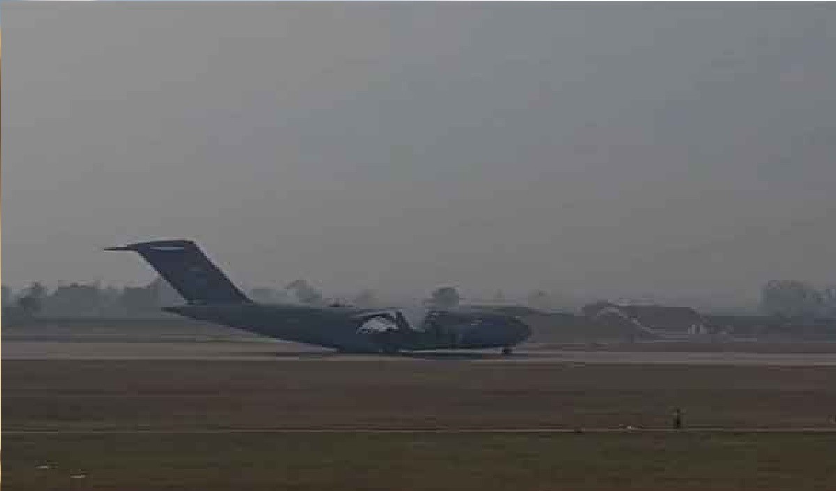 Us Army Plane Lands in Amritsar Indians Evacuated from America Return to their Country